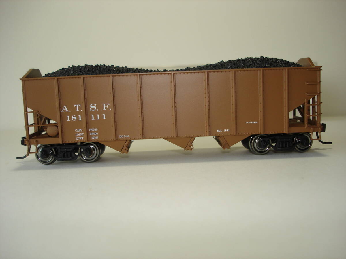 未使用、BLI、3-Bay Hopper Car(ATSF)#181111拍卖