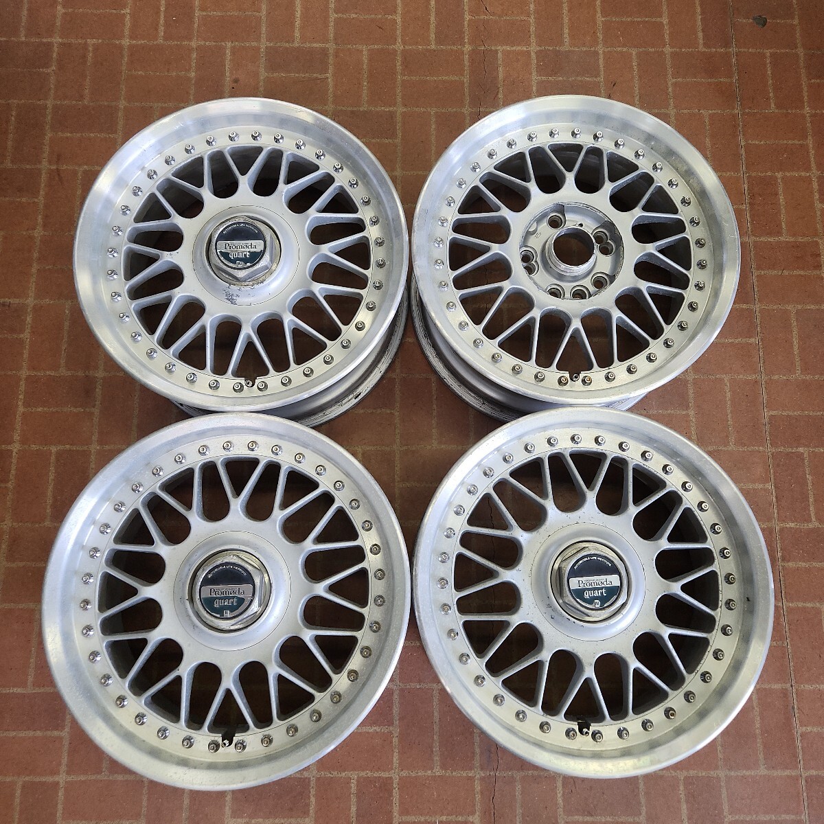 希少 DESMOND (ディスモンド) PROMODA (プロモーダ) quart 16インチ 7J+35 4/5H-114.3 中古 深リム拍卖