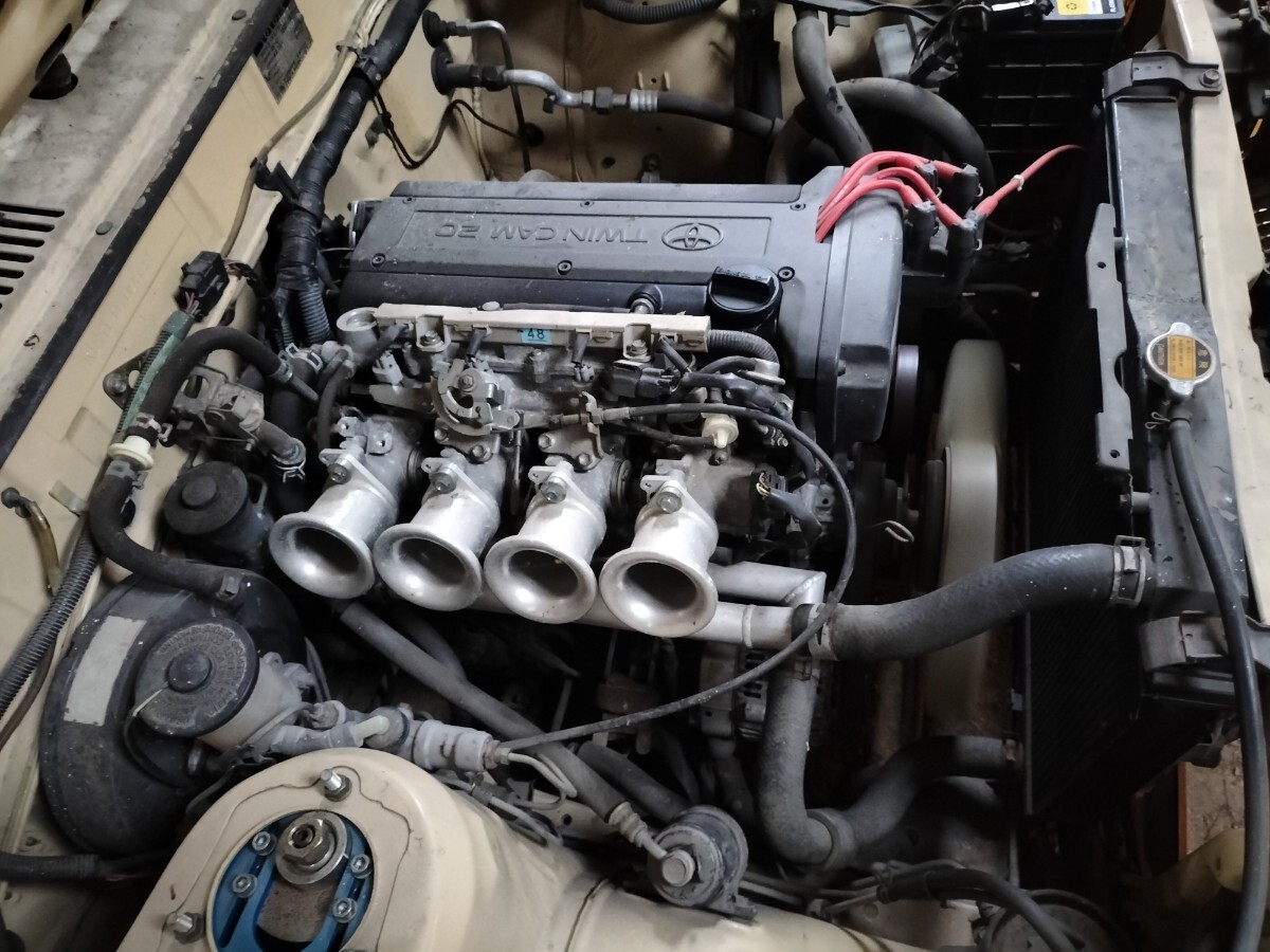 AE111 5バルブ4AGエンジン、ハーネス、コンピューターAssyとT50ミッション 実働品 70カローラのボディ付き拍卖