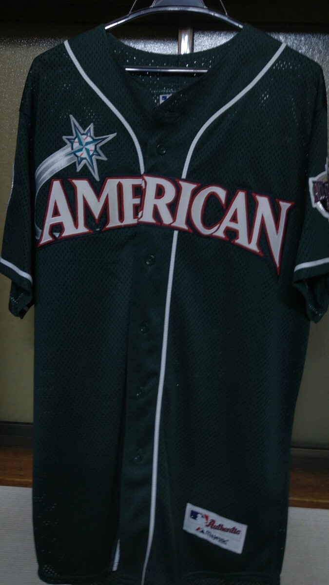 イチローサイン入りルーキーイヤーオールスターマジェスティックジャージ拍卖