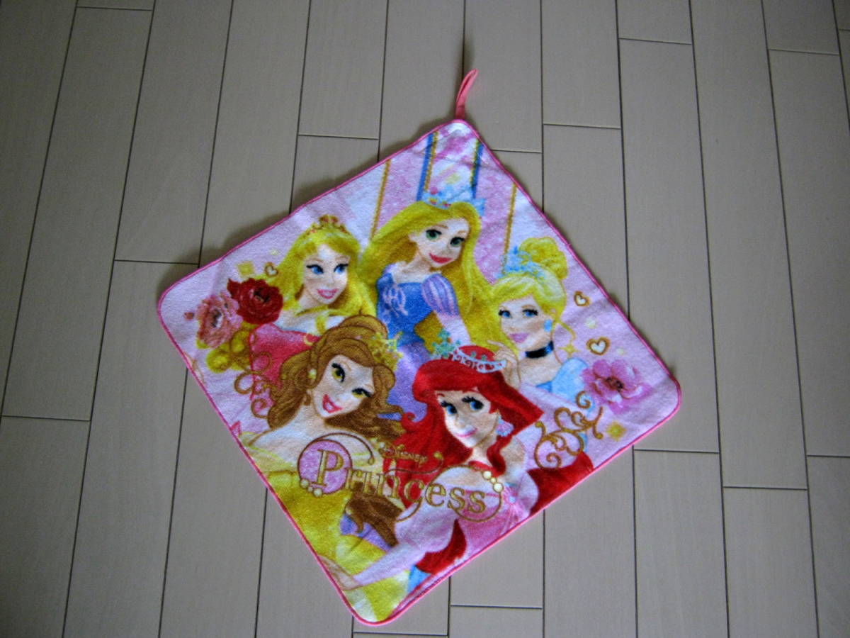 3.【新品】ディズニー プリンセス*ループ付ハンドタオル*抗菌防臭加工拍卖