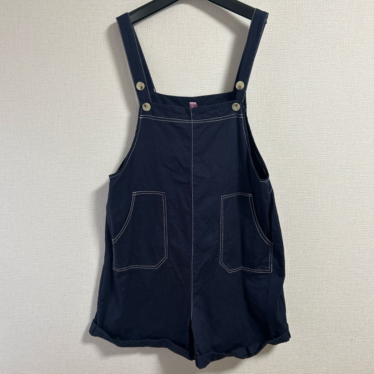 BLOOM CLOSET ショートオーバーオールサロペットパンツネイビーコットン ツイル 綾織り カジュアル 重ね着 レイヤード ショートパンツ拍卖