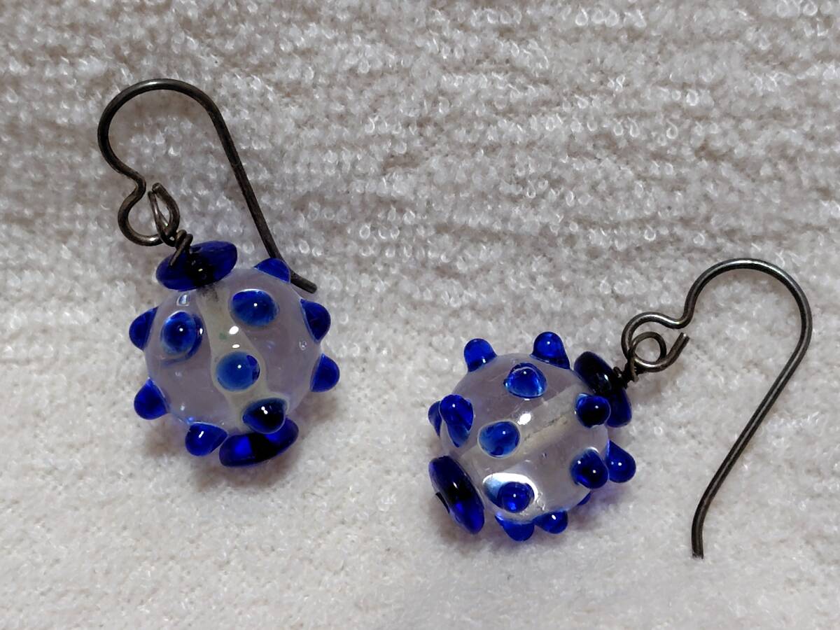 57*【中古美品】*02-04 米国購入♪ アンティーク♪ ハンドメイドガラスビーズのピアス 送料無料 拍卖