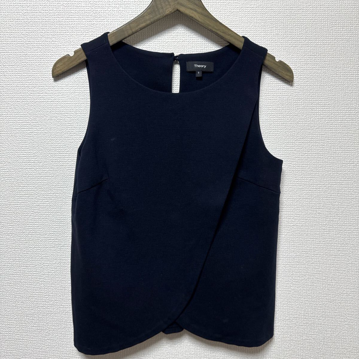 theory セオリー ノースリーブカットソー ブラウス拍卖