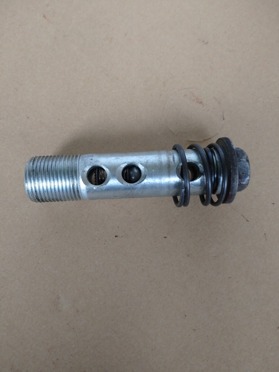 【中古品】旧CB400F (398cc 408cc)/空冷用/空冷用/品番15420-300-020 純正オイルフィルター/センターボルト /当時物!拍卖