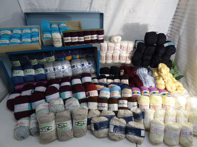 み264.毛糸まとめて 大量 カシミロン コットン 麻混スラブ 羊毛など 種類色々 手編糸 手芸糸 ニチイ アペル拍卖