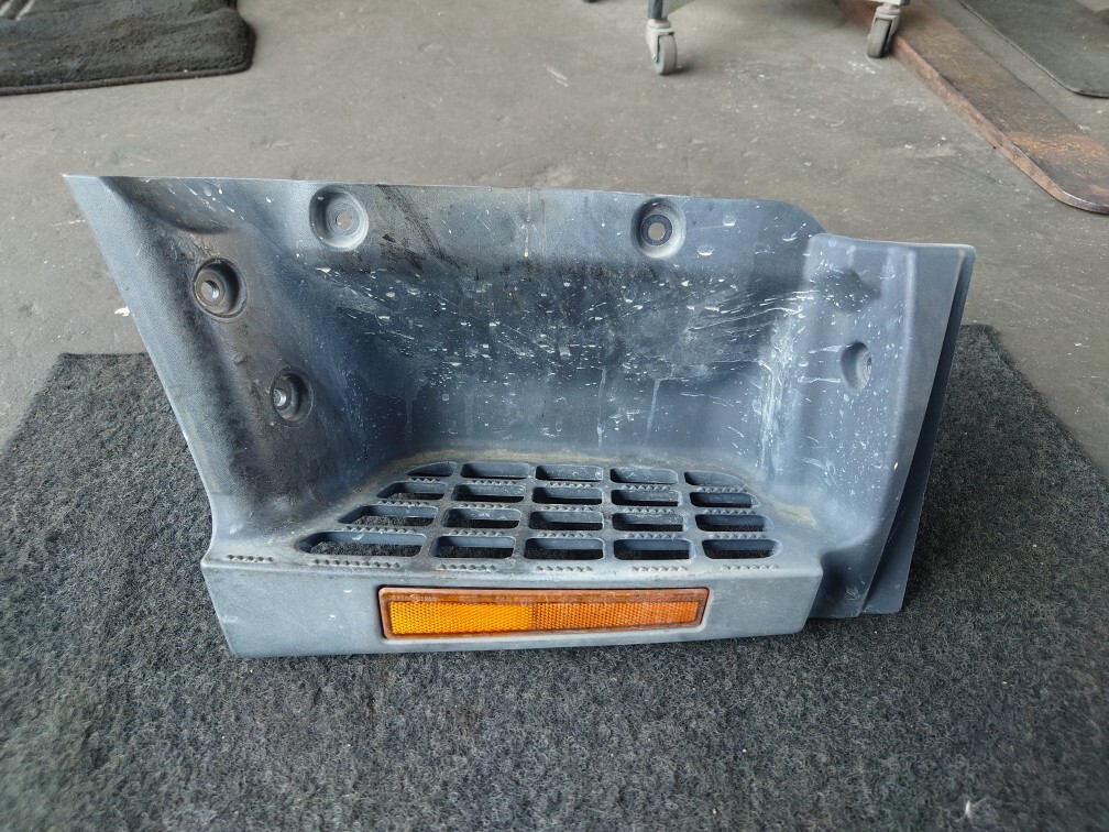 ステップ 右 運転席側 標準 スタンダード 三菱 キャンター 平成18年10月 PA-FB70BB トラック 2025062004 524934拍卖