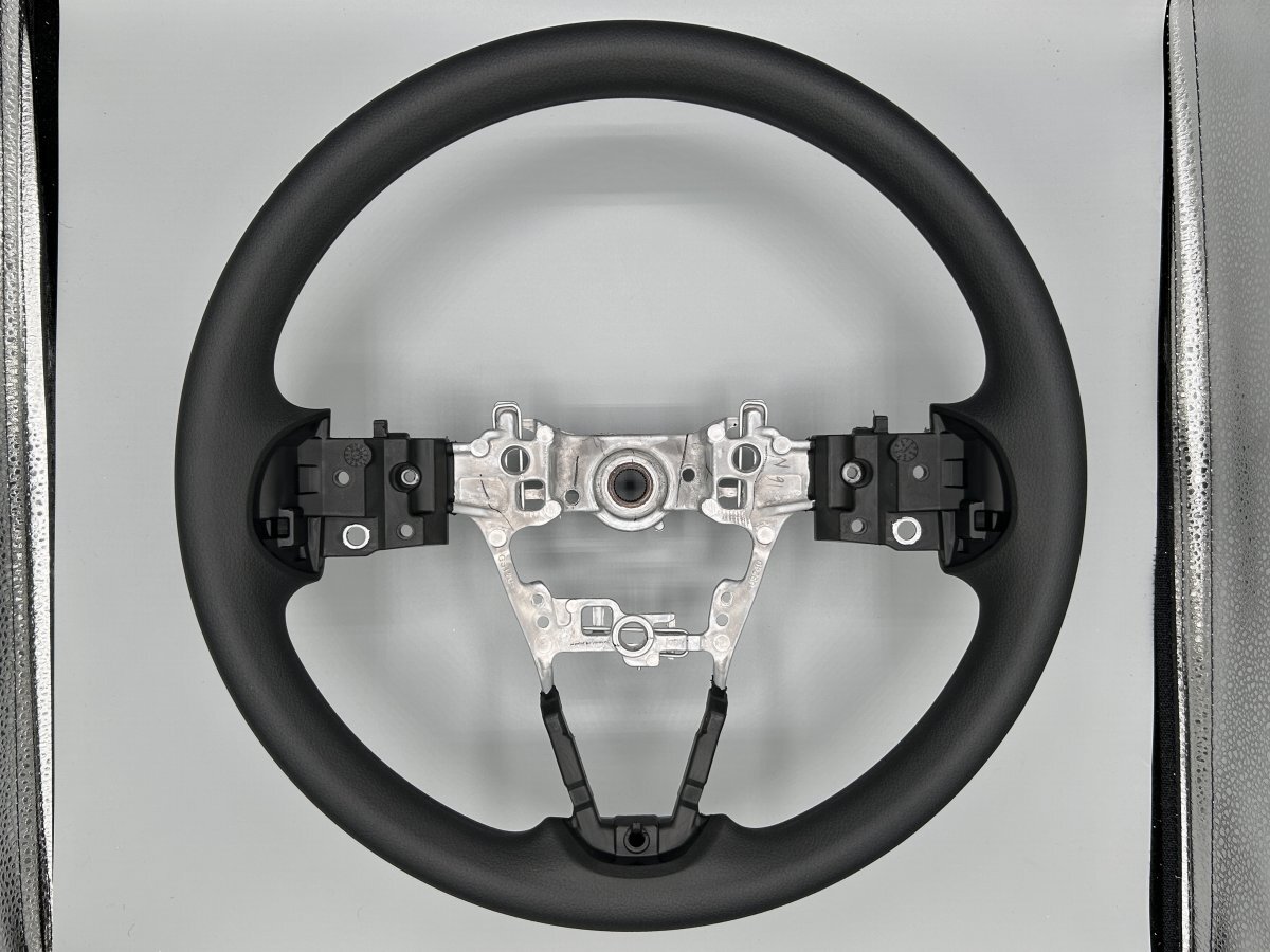 【新車外し】ダイハツ アトレー/ムーヴ/ハイゼット 純正 ウレタンステアリング ハンドル GS120-08240 S700/710V/LA850/860/S500P(25030189)拍卖