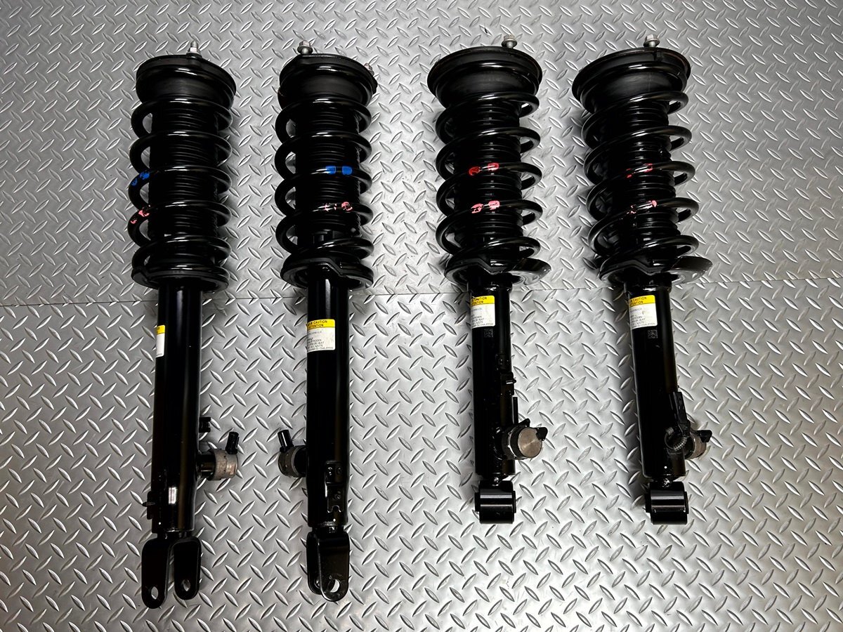 レクサス LC500 純正 サスキット 品番48510-11021/48520-11021/48530-11010/48540-11010 GWZ100/URZ100 ショックアブソーバー (23080057)拍卖