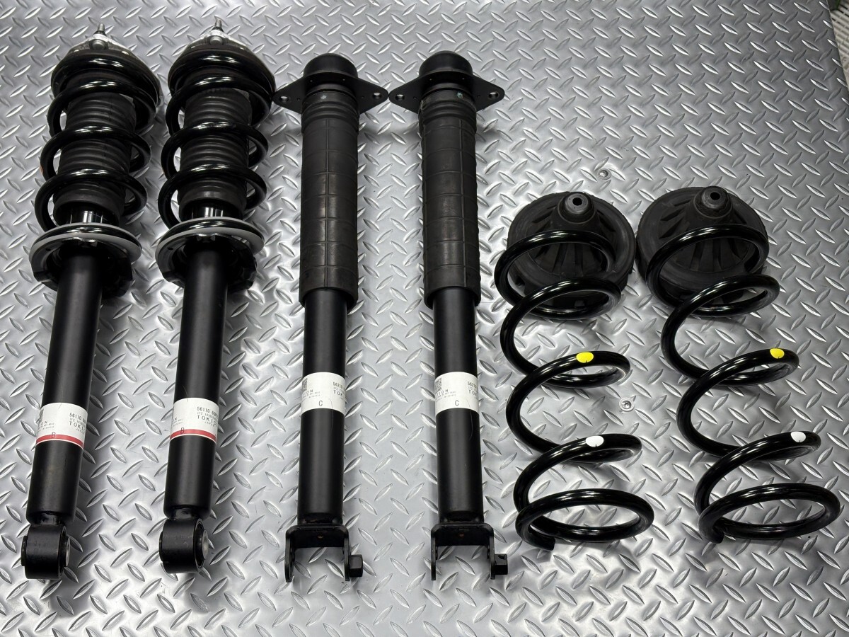 【新車外し】RZ34 日産 新型フェアレディZ 純正 サスキット 品番56110-6GP0C/56210-6GP0B ショックアブソーバー スプリング (24110008)拍卖
