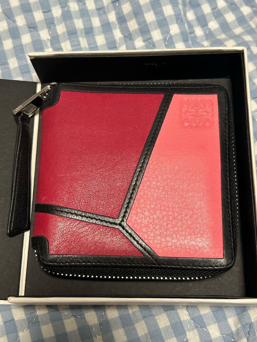 ロエベ パズル二つ折りファスナー財布(まだまだ良好な中古)拍卖