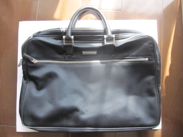 貴重品 美品 BURBERRYバーバリー メンズ 2WAY ショルダー ビジネス バッグ PCケース 黒 チェック ナイロン 革レザー USED品 拍卖