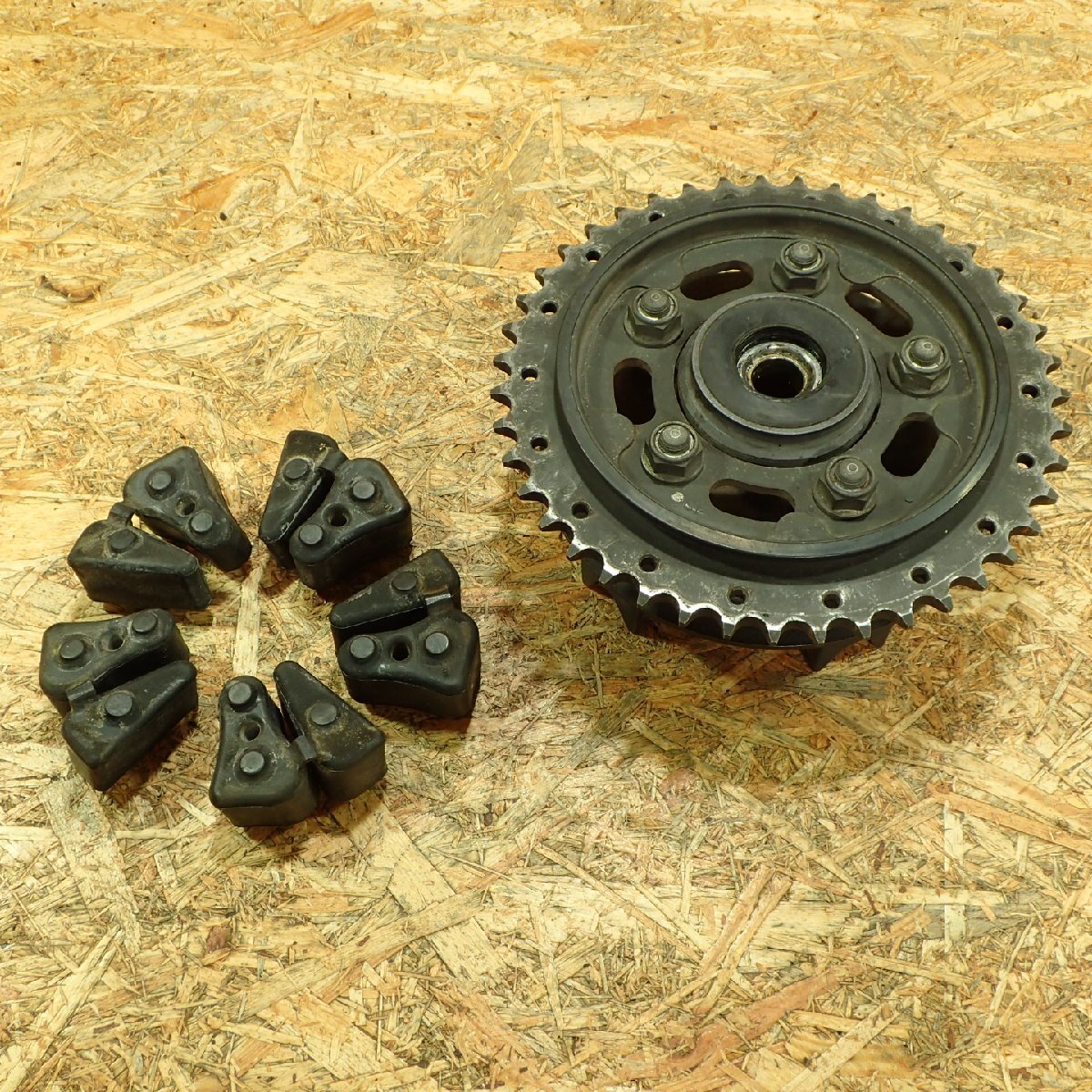 【送料Sサイズ】HONDA SC30-1101*** CB1000SF リアスプロケットハブ ダンパー 検.( 20256 10 鳥火1拍卖