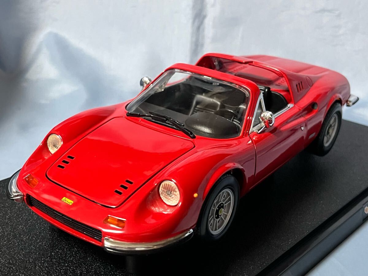 ホットウィール製  フェラーリ ディノ 246 GTS 赤   1/18拍卖