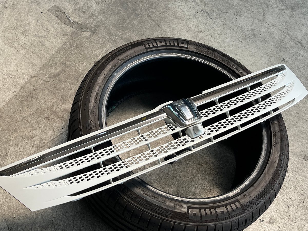 平成22年 トヨタ アイシス ZGM10W フロントグリル ラジエーターグリル グリル 9604拍卖