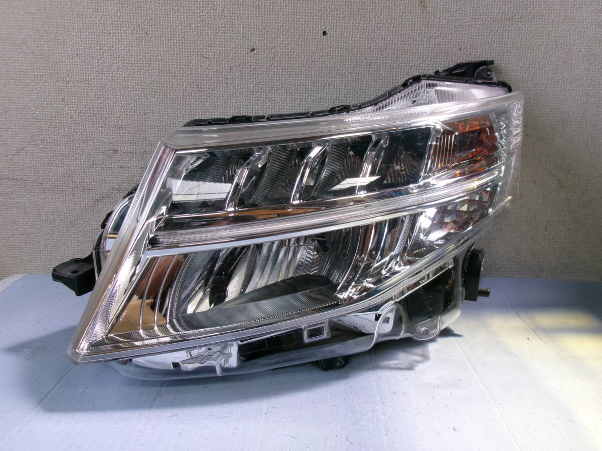 ⑥ ルーミー ヘッドライト左 M900A STANLEY W3918拍卖