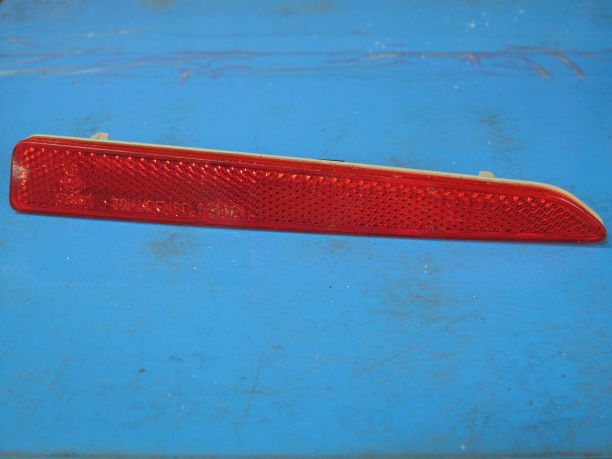 G ダイハツ 純正 LA600S タント リア リフレクターレンズ 反射板 右 運転席側 TOKAIDENSO 22302拍卖