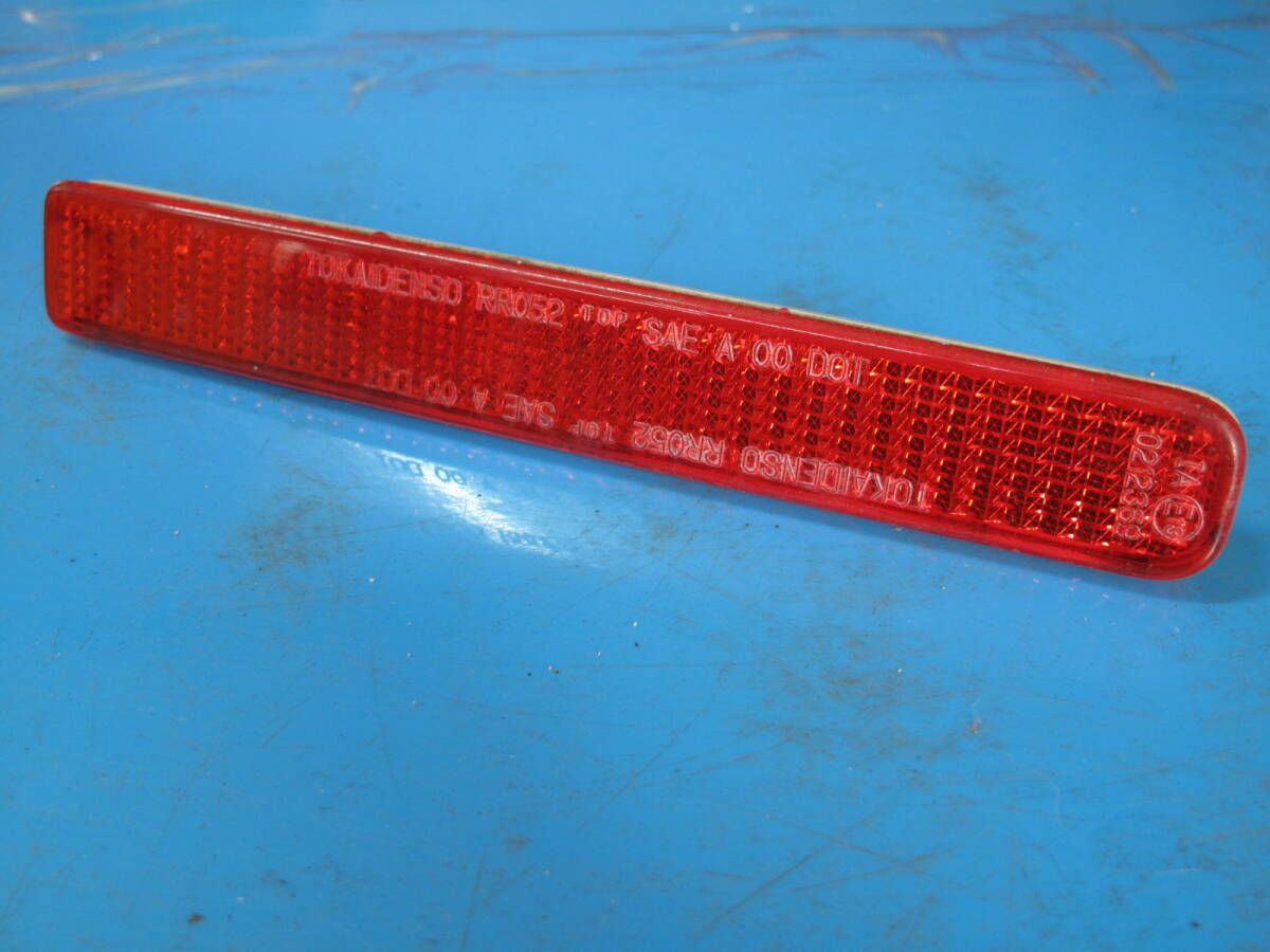 G MH23S スティングレー パレットSW MK21S リフレクター 純正リアバンパー 35950-70K0 TOKAIDENSO RR052 反射板拍卖