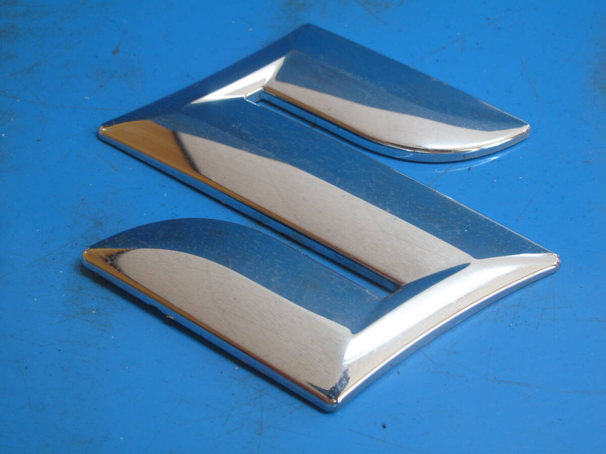 G スズキ 純正 フロントエンブレム アルト ワゴンR SUZUKI ジムニー 54GC拍卖