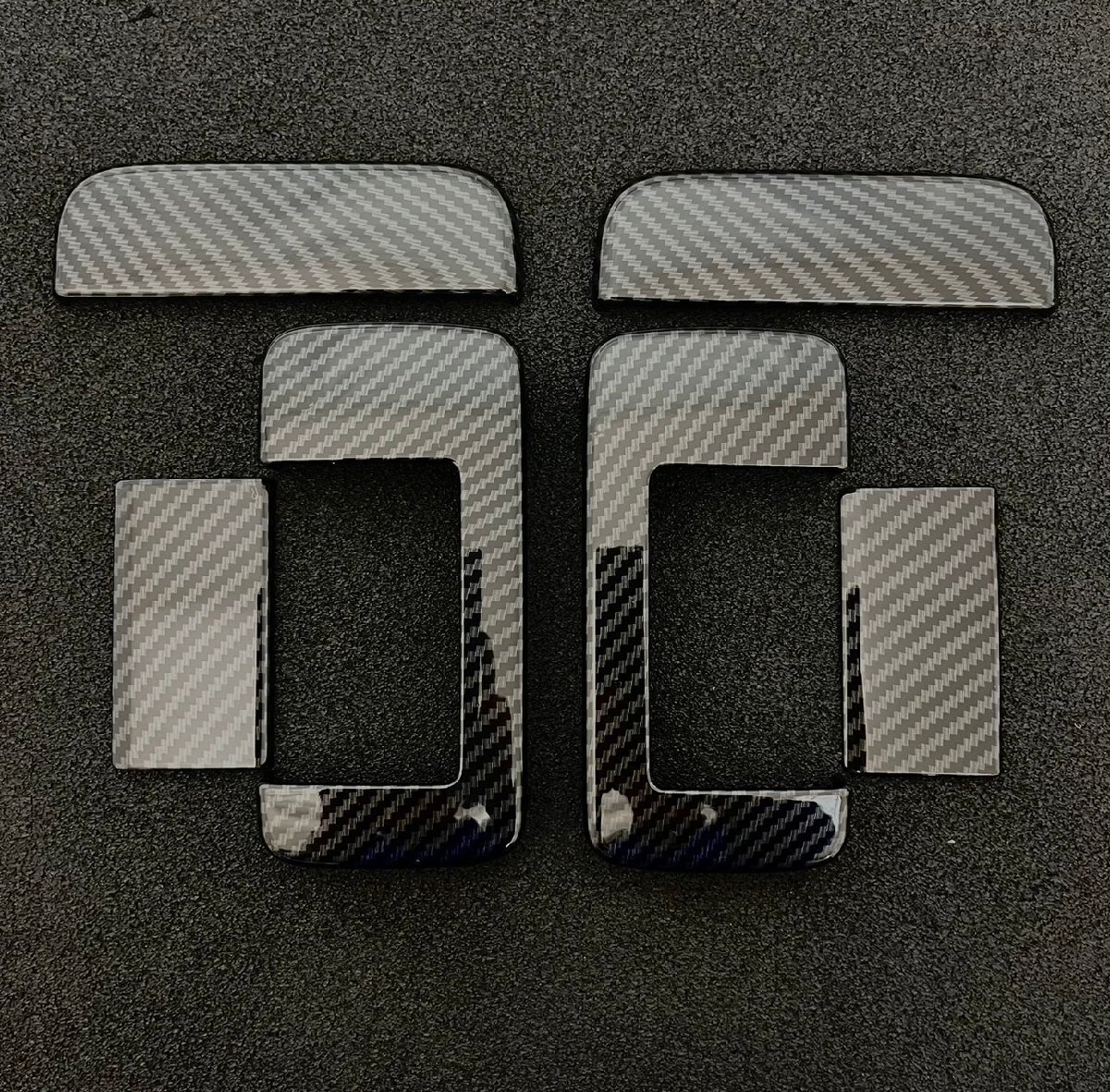 スポーティ全開♪ ダイハツ カーボン ルック ドアハンドル カバー ハイゼットカーゴ S700V S710V 全グレード デッキバン 無し用拍卖