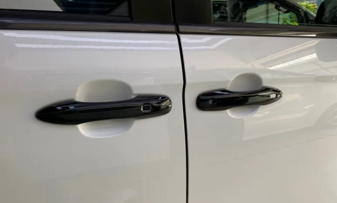 流行りのツートンカラー仕様に♪ ブラック ドアハンドル カバー ヴォクシー 90 系 ZWR90W ZWR95W MZRA90W MZRA95W S-G S-Z拍卖