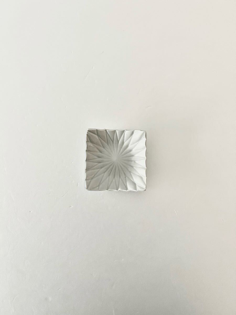 【美品】平岡仁 切子ガラスデザイン 小皿 9cm拍卖