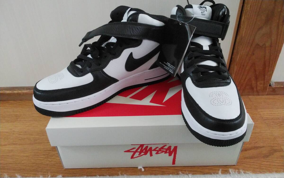 新品 Stussy AIR FORCE 1 MID Black and Light Bone ステューシー エアフォース 1 アワーフォース1 ブラック ホワイト 27cm拍卖