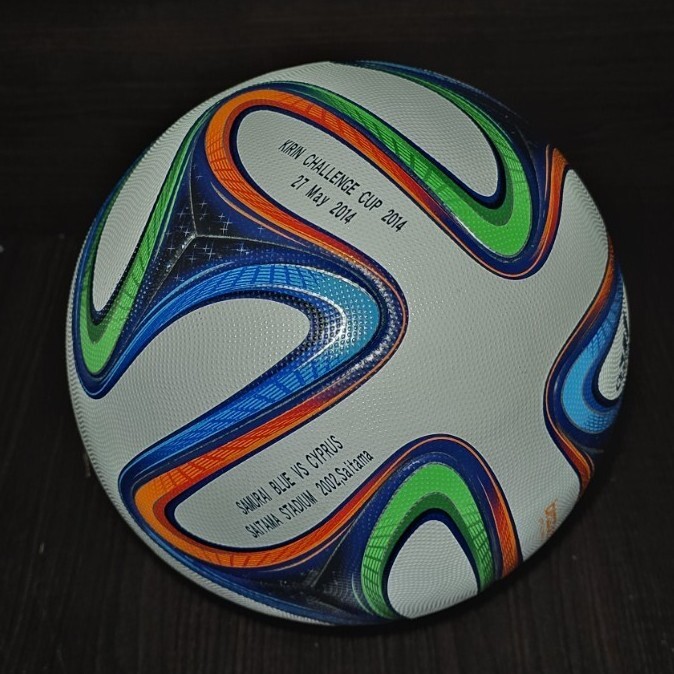 日本代表 キプロス 公式試合球 2014年 サッカーボール サイン入り アディダス ブラズーカ adidas brazuca サムライブルー ワールドカップ拍卖