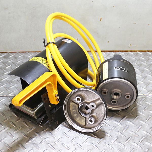【新潟発】泉精器 空気圧式圧着工具 AC-5ND/AC-5ND用フットペダル AF-2 圧着 接続 結線 ケーブル 電線 工場 製造 圧縮 工具 中古 北陸拍卖