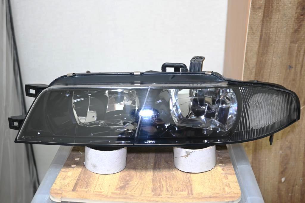 綺麗 破損無し NISSAN ER33 ECR33 HCR33 BCNR33 R33 日産 スカイライン クーペ 後期 ハロゲン ヘッドライト 左側 助手席側 ICHIKOH 1533 A拍卖