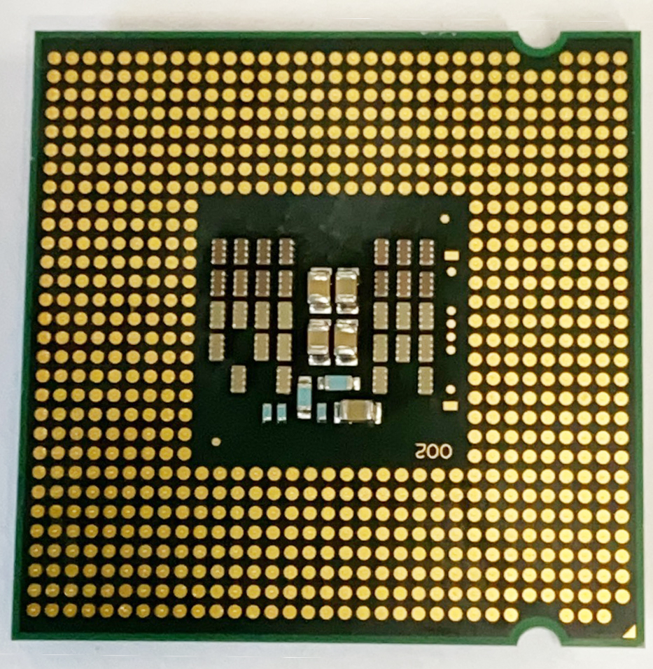 【中古パーツ】複数購入可 CPU Intel Core 2 Duo Q8200 2.333GHz SLG9S Socket LGA775 4コア4スレッド 動作品 デスクトップ用拍卖