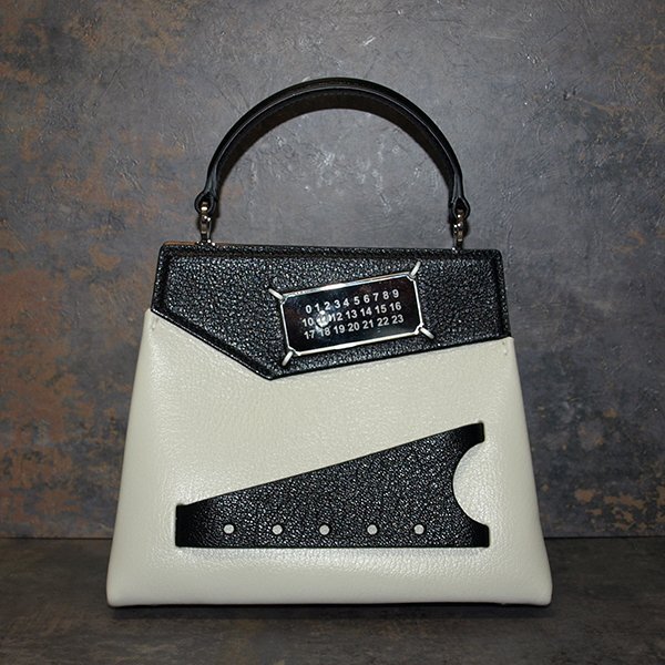 未使用・Maison Margiela◇メゾン マルジェラ・スナッチト ハンドバッグ◇スモールサイズ ホワイト系×ブラック拍卖