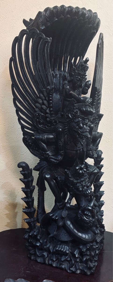 黒檀 木彫 細密彫刻 ヴィシュヌ神 ガルーダ とナーガ 64cm 大型 バリ 神 置物 インドネシア神話 ラーナーヤナ 彫刻 美術品 美品拍卖