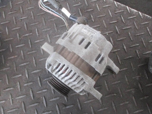 スバル TT2 サンバー オルタネーター ダイナモ 23700KA890拍卖