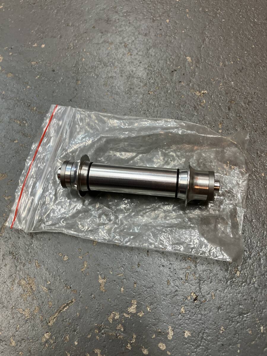 即決 新品未使用CHRIS KING R45 Front QR Axle フロントハブ アクスルキット拍卖