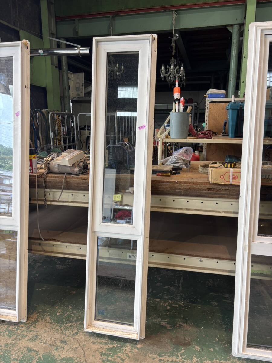 061104 APW330 YKKAP 樹脂サッシ PVC ペアガラス 縦長FIXはめ殺し 縦滑り出し窓 高断熱 ガレージ車庫倉庫事務所に 西拍卖