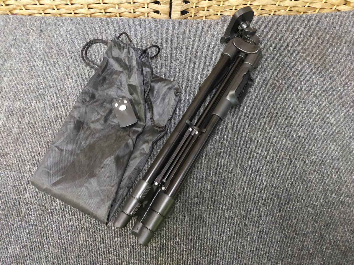 E01-20250616-99 【Bluetoothリモコン付き】スマホ用三脚スタンド 軽量 コンパクト 自撮り対応 高さ:93cm  TikTok用拍卖