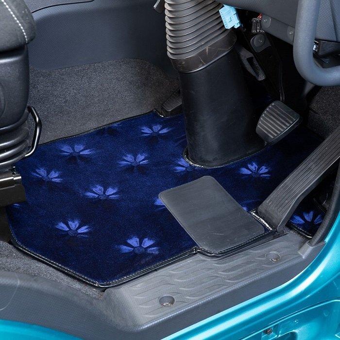MADMAX トラック用品 金華山 コスモス フロアマット 運転席のみ ネイビー クオン(3ペダル) H16/11~【送料800円】拍卖