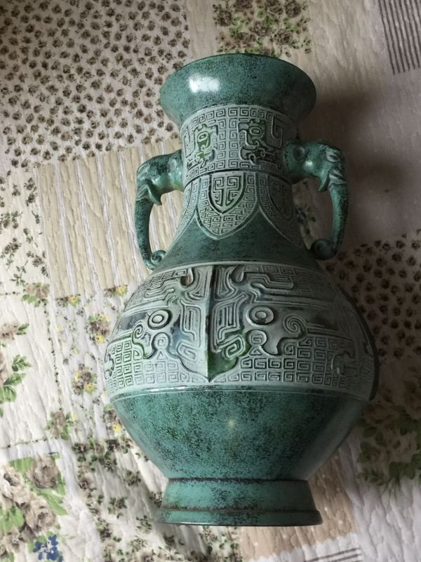 送料無料 青銅 つぼ、花瓶 重量 4.8kg 39.5×23㎝ 2FT0拍卖