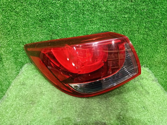 デミオ LDA-DJ5FS 左テールランプ 左テールライト コイト 220-18373 D09L-51-160C D09L-51-160D拍卖