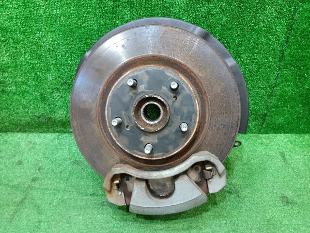 アルティス DAA-AVV50N 右フロントナックルハブ 43211-58010 カムリ拍卖