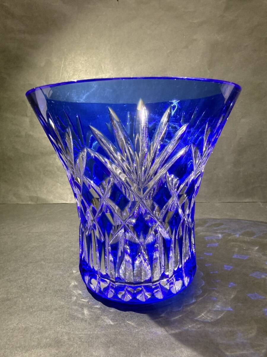 ★コレクター必見 !!花瓶 花器 フラワーベース 青 ブルー 瑠璃色 切子 花生け 花入れ 飾り 硝子 ガラス お洒落 コレクション RY04拍卖