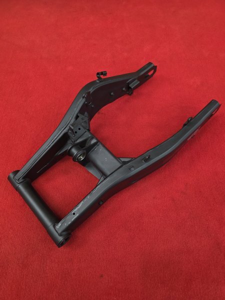 KAWASAKI Ninja ZX-25R/SE 2BK-ZX250E スイングアーム B拍卖