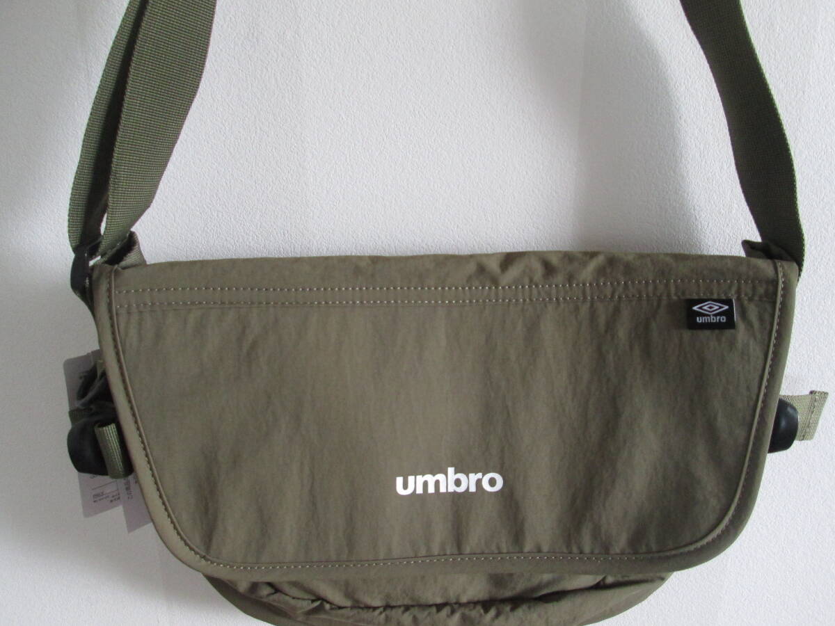 umbro  ショルダーバック 新品未使用品拍卖