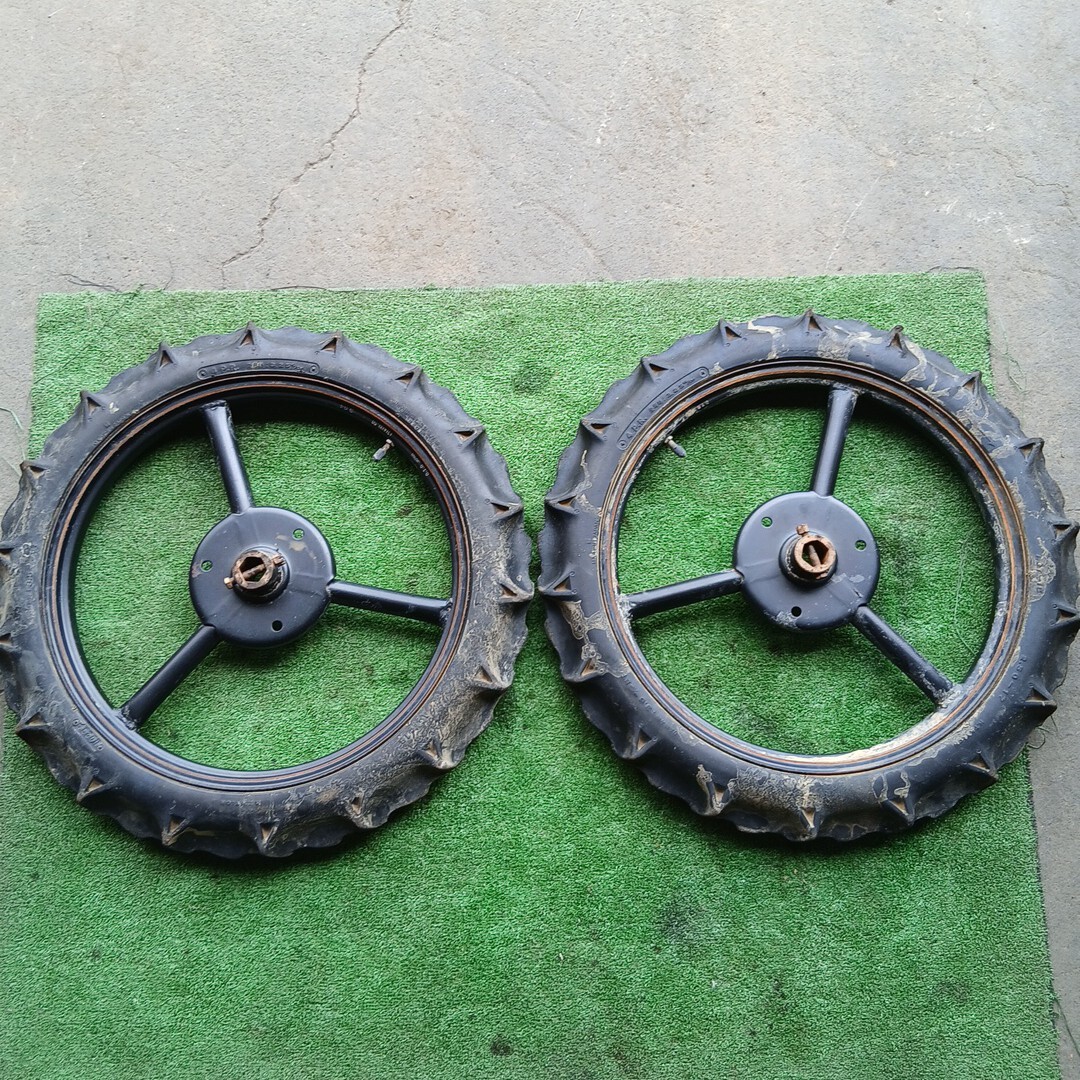 福井発 ヤンマー 田植え機 RR550 タイヤ フロント ホイール 2.50-17 6角軸 26.5 ブリジストン 倉庫内保管拍卖