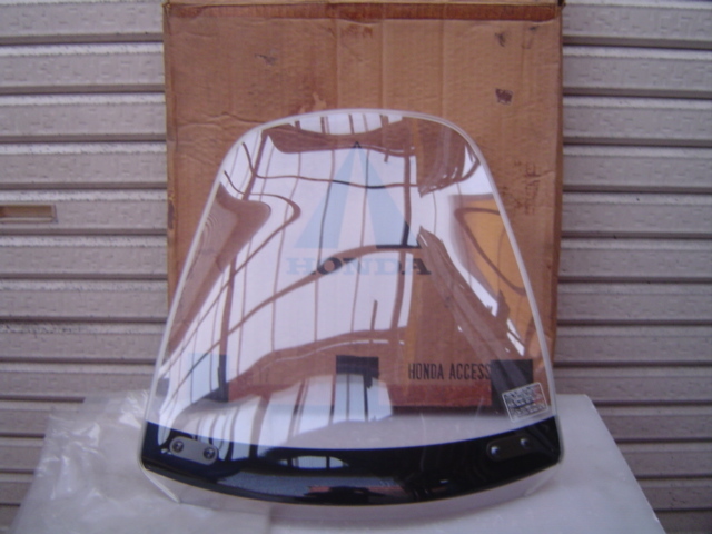 〇未使用品ですが付属品欠品あり!ホンダ スーパーディオ(AF27/28)?純正OPウインドシールド(08R80-GAH-000)拍卖