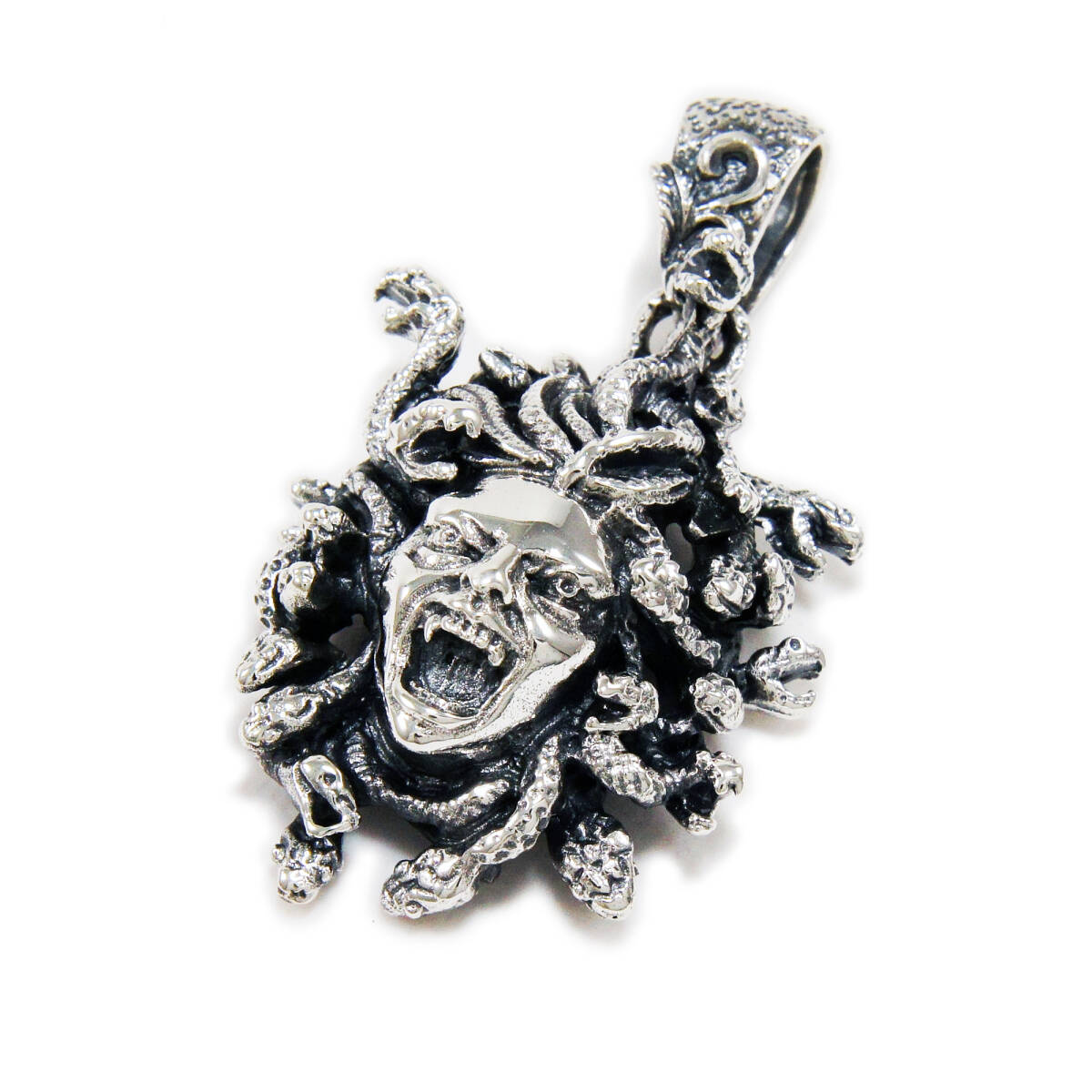 メデューサ925シルバー ペンダント925刻印ありTAN-110拍卖