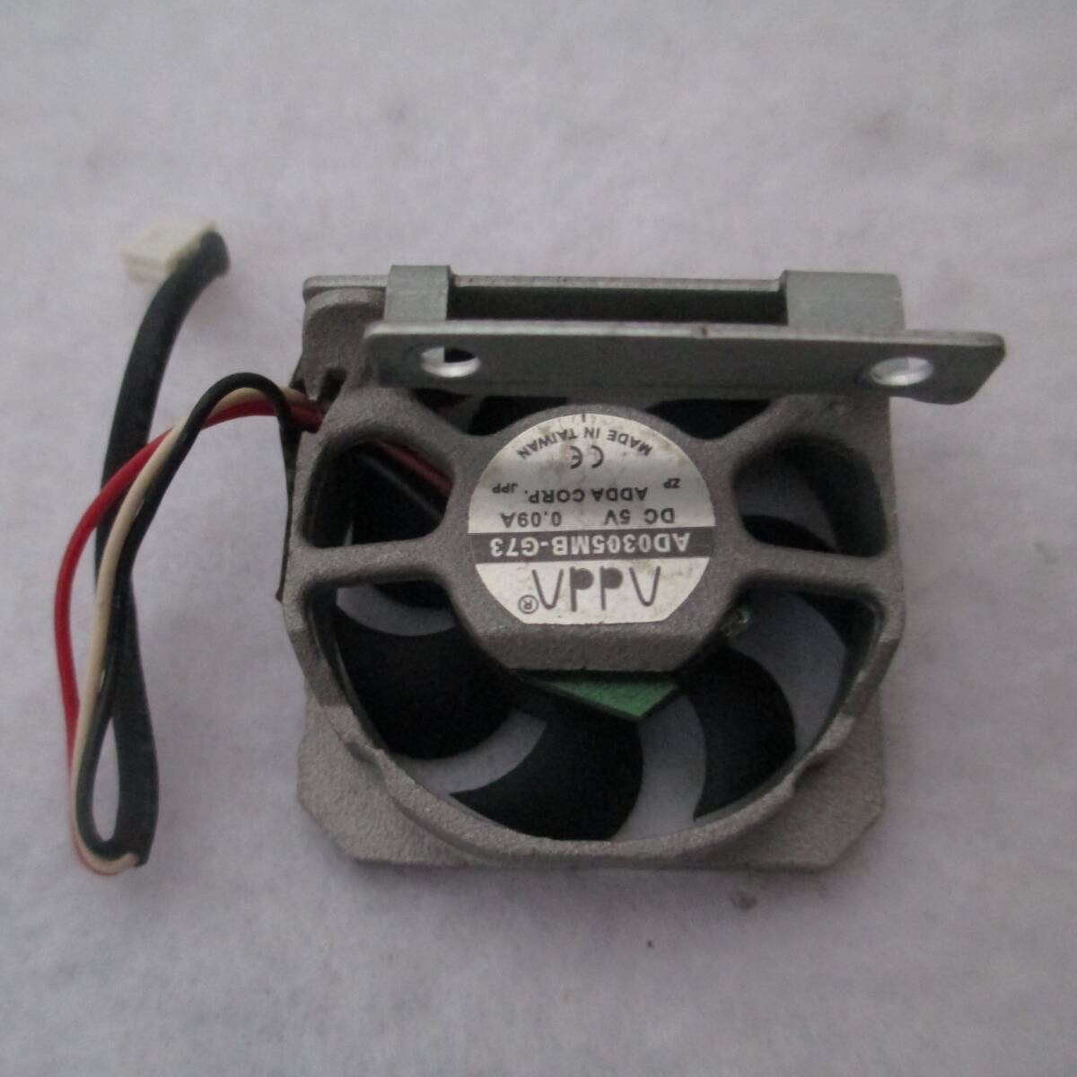 【ADDA】3cm角DCファン(5V駆動,三線式)拍卖