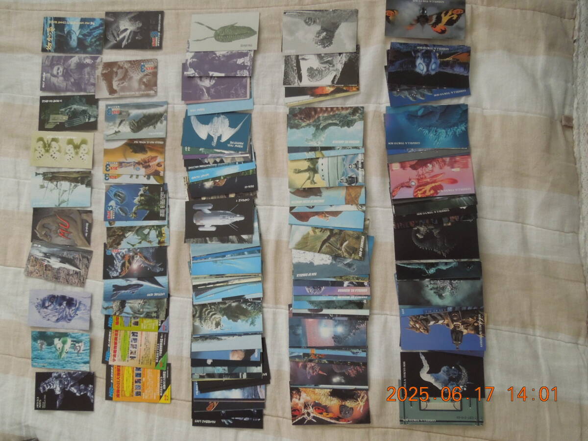 ゴジラ大怪獣百科 東京SOS編 第3弾 & 歴代ゴジラ映像 STORY編 & ゴジラ×モスラ×メカゴジラ STORY編 シガレットカード / 大量セット 拍卖