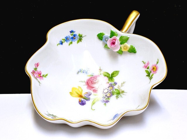 3QV売切!税無し☆lindner(リンドナー)★リーフディッシュ★葉形★小皿★飾皿★金彩★薔薇細工★現状★現品限り★0530-3拍卖